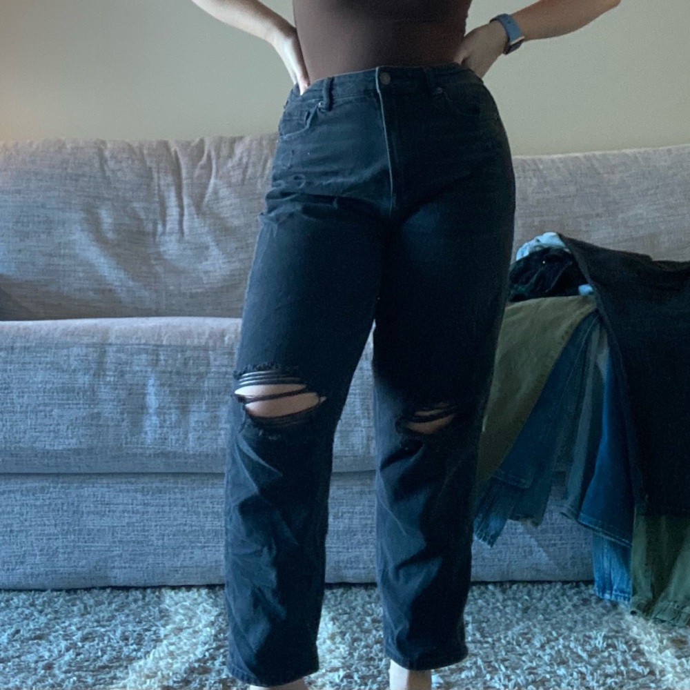 American Eagle Mom Jeans